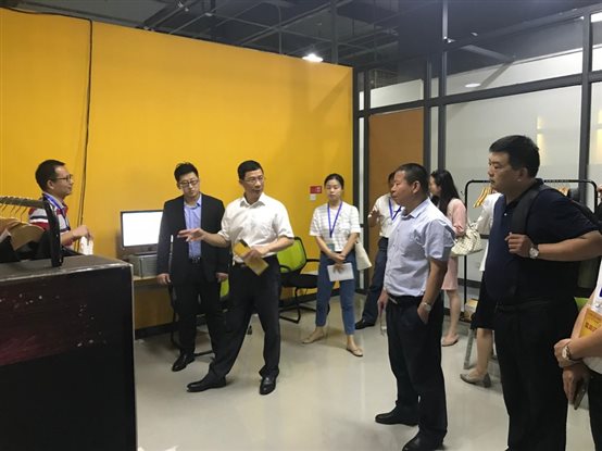 福建省發(fā)改委黨組成員、副主任詹晨輝一行蒞臨我司調研指導